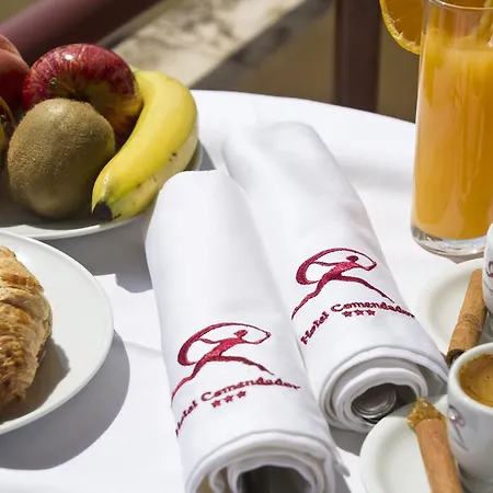 Отель Comendador Бомбаррал