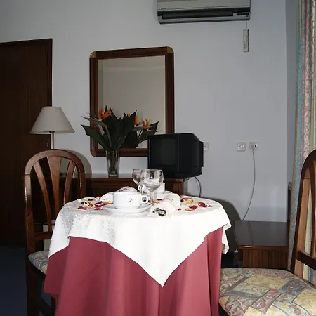 Comendador Отель Бомбаррал