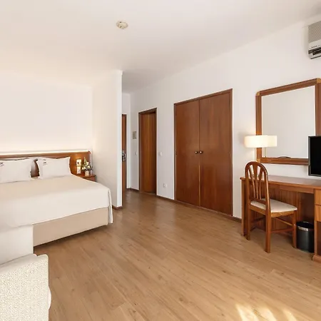 Comendador Hotel 3*